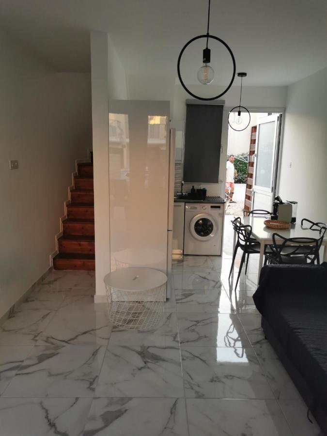 Eros Maisonette In Latchi Area Just 700 Meters Or One-Minute Drive From Polis Municipal Beach מראה חיצוני תמונה
